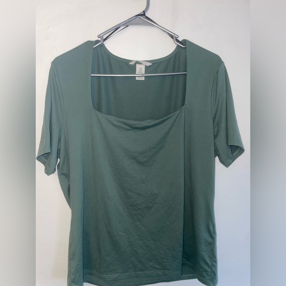 H&M Classic Sage Short Sleeve Top